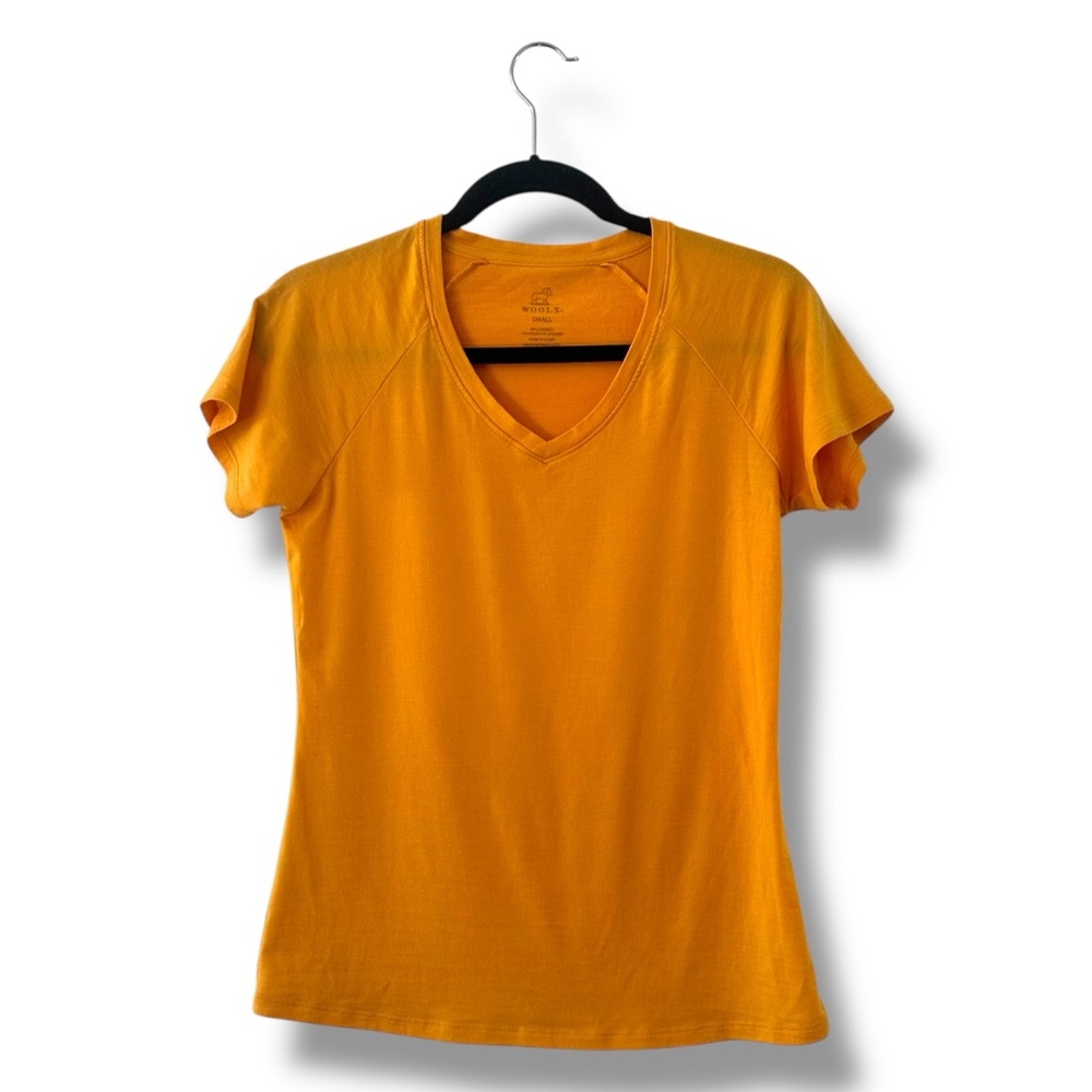 Women’s V-Neck Short Sleeve Tee in Mustard Yellow